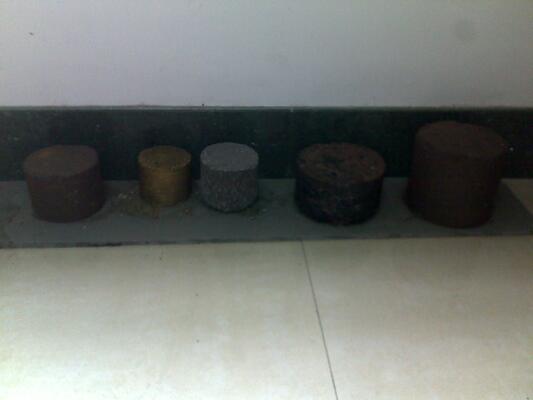 Hydraulic Metal Chip Briquetting Machine 250 Ton With 18.5 KW Power For Small-Scale Recycling Applications