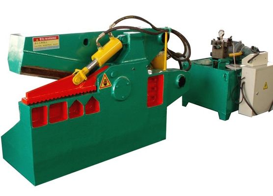 Eletricidade 2500 KN Tesoura de sucata para reciclagem e processamento de sucata